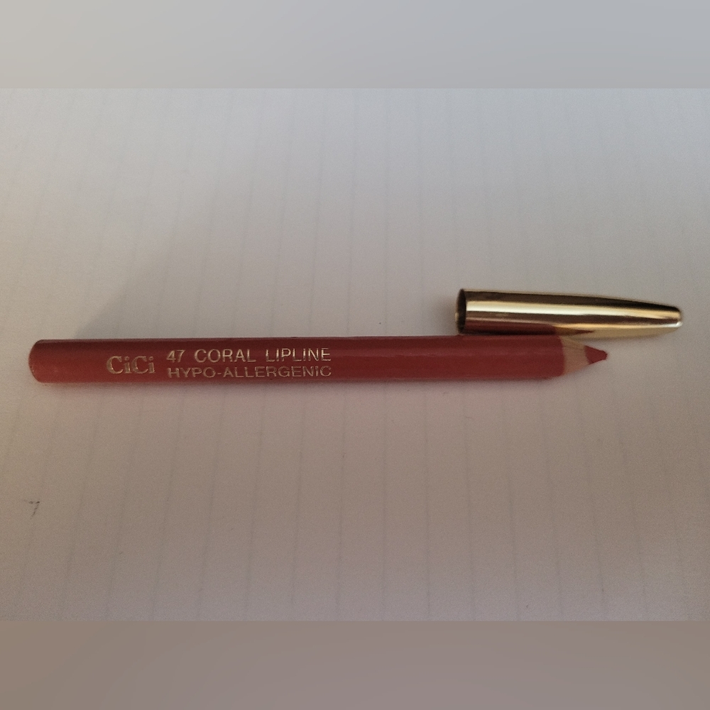 💛5 Ads/$10 - CiCi coral Lipliner